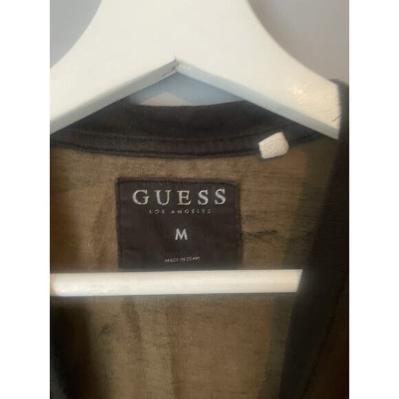 GUESS Anderson Fashion Crew Camo t shirt Sz M camouflage - Picture 3 of 4